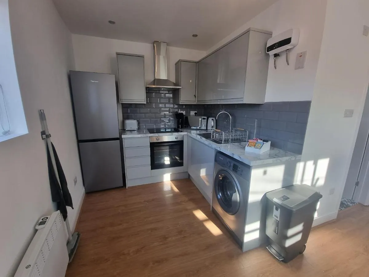 Stunning Roof Terrace Studio Flat London 0*,